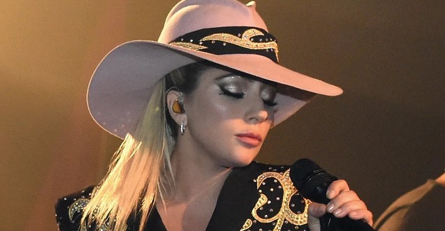 Lady Gaga - En vivo en el Festival de Itunes