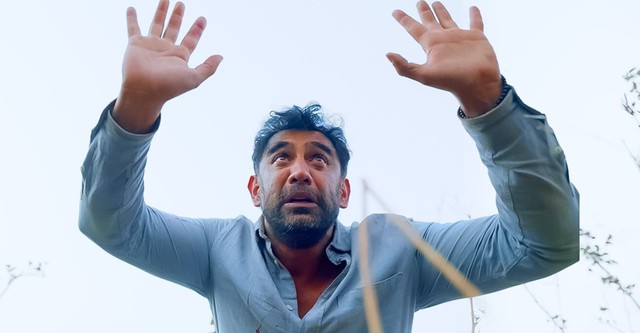 Ghuspaith: Between Borders