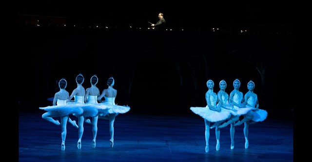 English National Ballet: Swan Lake