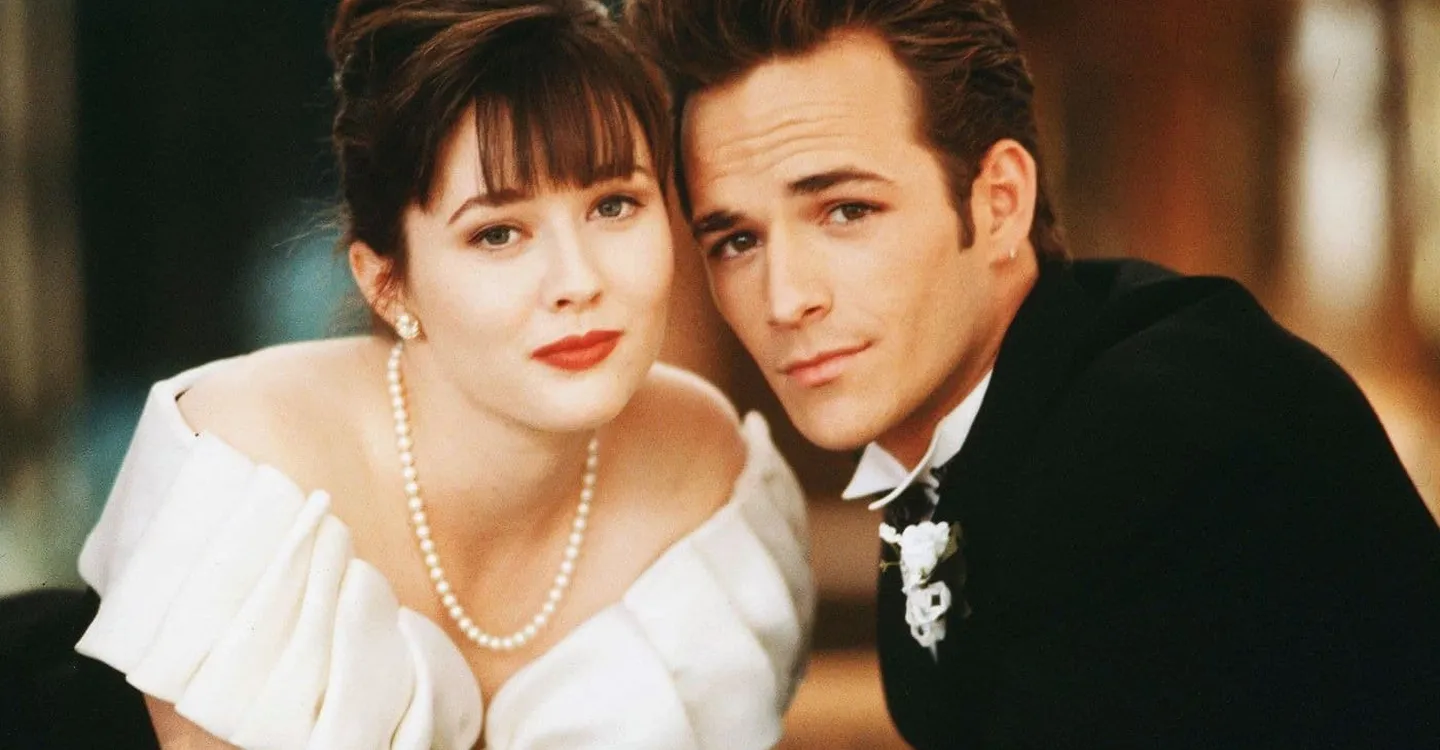 “Beverly Hills, 90210”: perché rivedere la serie cult degli anni ’90