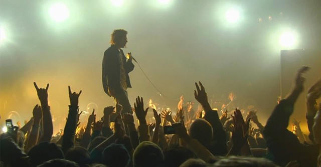 Cage the Elephant: Live from the Vic in Chicago