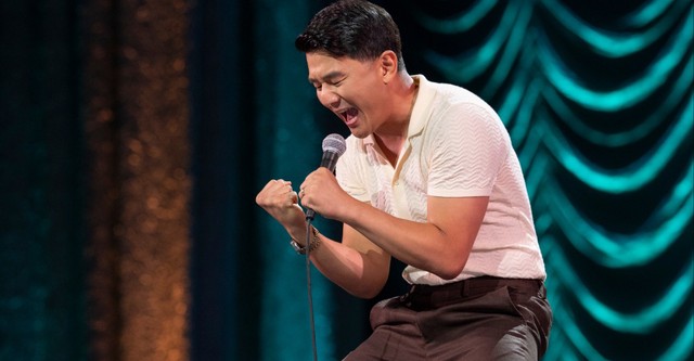 Ronny Chieng: Love to Hate It