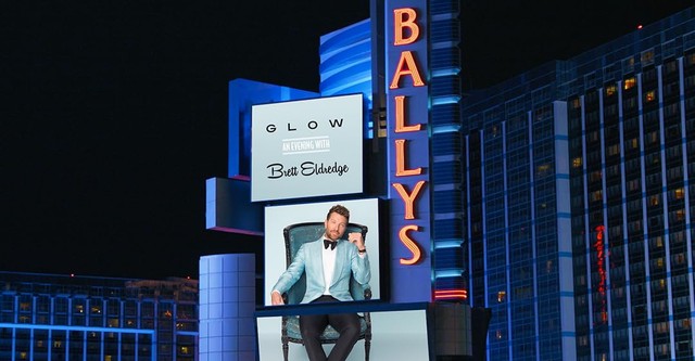 Glow: An Evening with Brett Eldredge