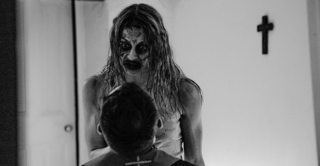 Crucifijo: Sangre del Exorcista