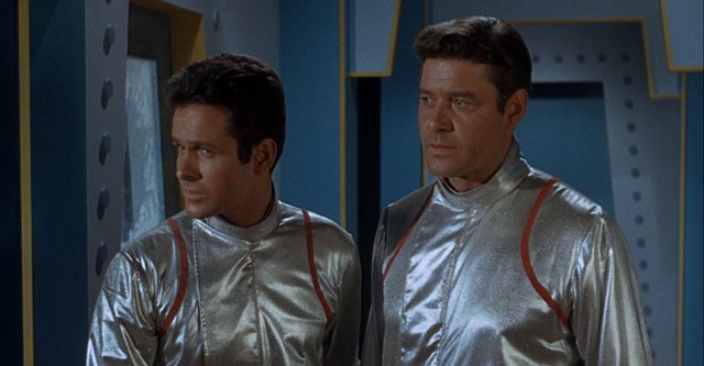 Verschollen zwischen fremden Welten