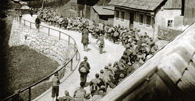 Vernichtung im Laufschritt: Todesmärsche 1944/45