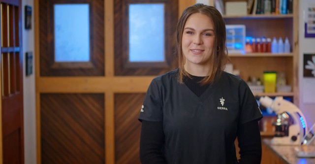 Dr. Oakley, Yukon Vet
