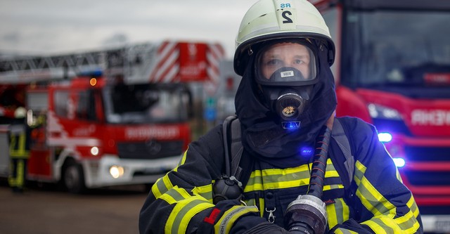 Feuer & Flamme – Mit Feuerwehrmännern im Einsatz