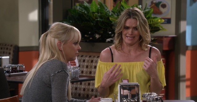 Mom Season watch full episodes streaming online