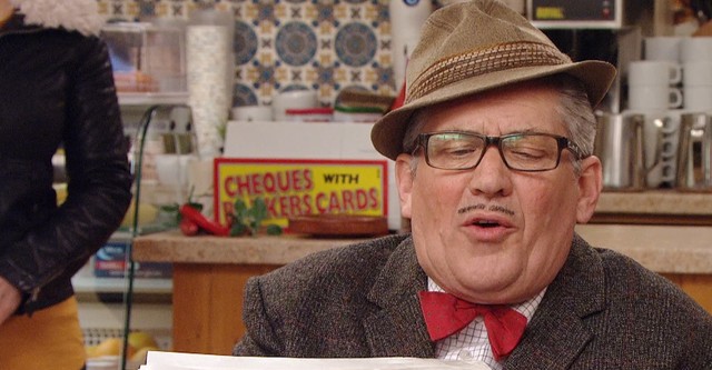 Count Arthur Strong