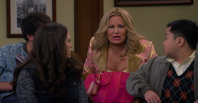 2 Broke Girls