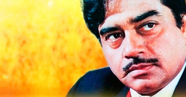 Kaanoon Ki Awaaz