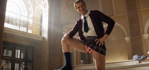 'The Naked Gun' And 9 Other Hilarious Spoof Movies To Watch Right Now