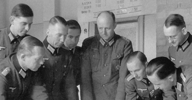 Offiziere gegen Hitler