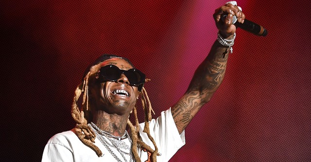 Lil Wayne: Non-Compliant