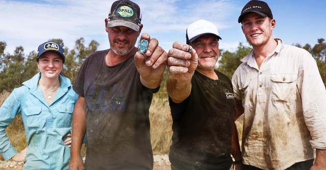 Outback Opal Hunters