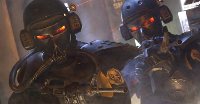 Alien vs Zombies: The Dark Lurking