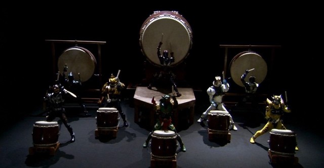 劇場版 仮面ライダー響鬼と7人の戦鬼