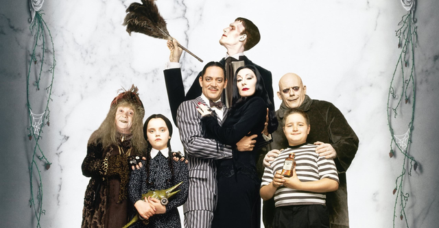 Addams Family Serisi Hangi Sırayla İzlenmeli?