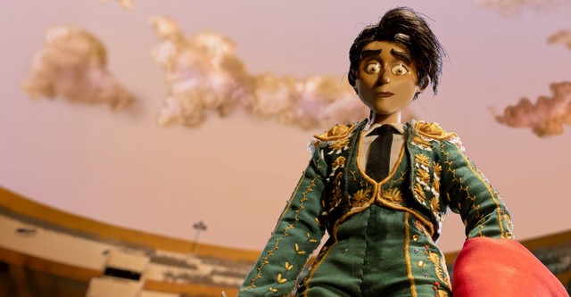 Women Wearing Shoulder Pads