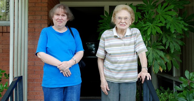 Mimi and Dona
