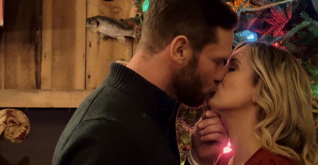Christmas Romance at the Roanoke Ranch