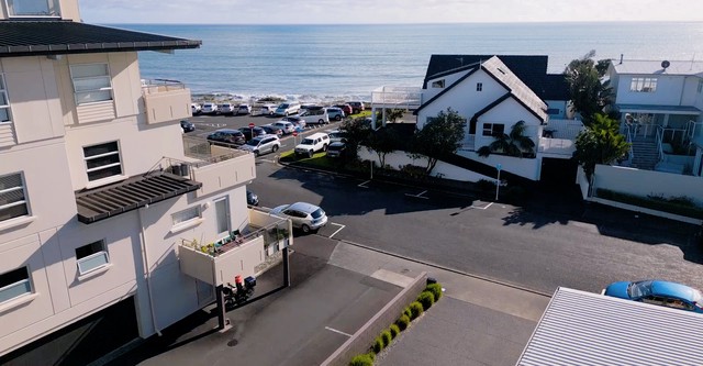 House Hunters International