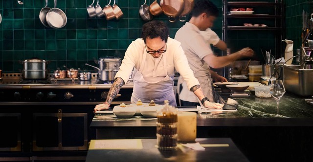 Knife Edge: Chasing Michelin Stars