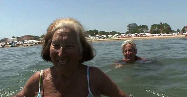 Between Sisters [OV/OmU]