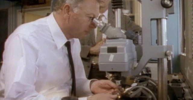 Misterios sin Resolver: Episodios Originales de Robert Stack