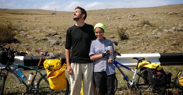Janapar: Love on a Bike