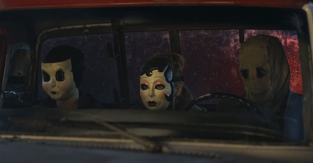 The Strangers: Chapter 3