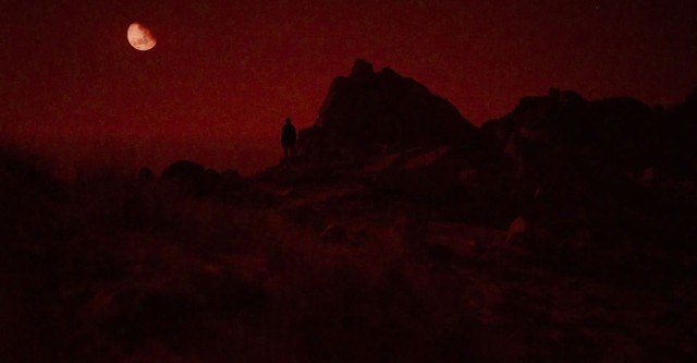 Red Moon Tide