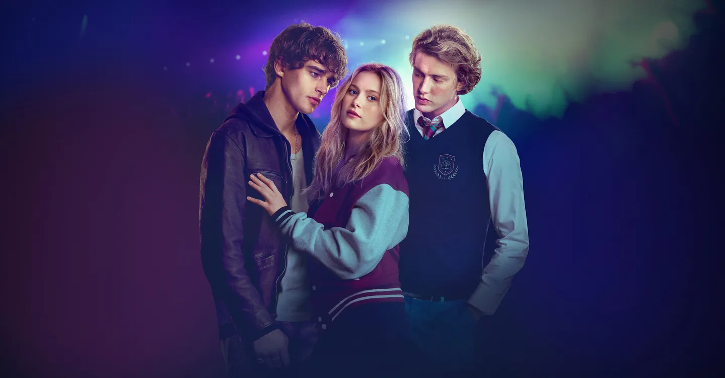 “Love Me Love Me”: Mia Jenkins, Pepe Barroso Silva e Luca Melucci raccontano i loro guilty pleasure