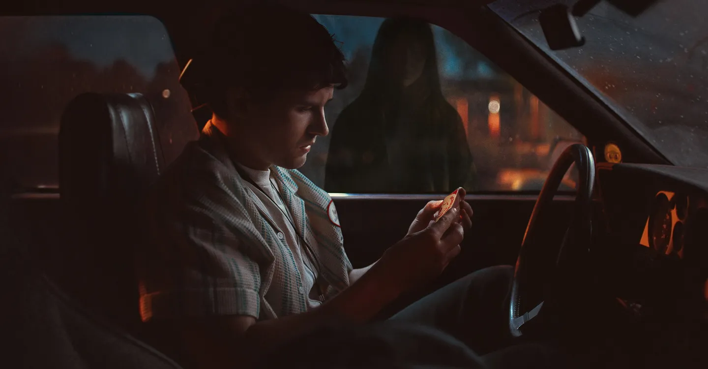 La escena de la recámara en ‘Obsesión’, explicada (o por qué Nikki pidiendo ayuda es la verdadera historia de terror)