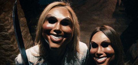 The Purge (La Purga) la noche de las bestias es terror realista. Dónde ver en orden todas sus series y películas