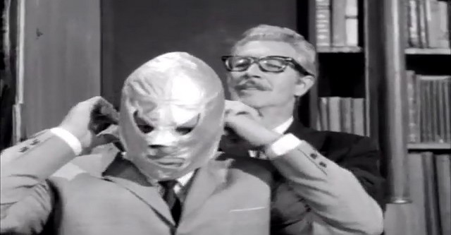 Santo vs. the King of Crime