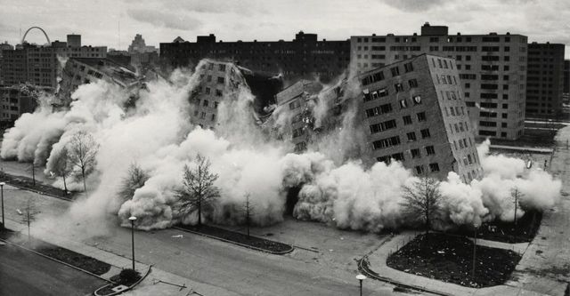 The Pruitt-Igoe Myth