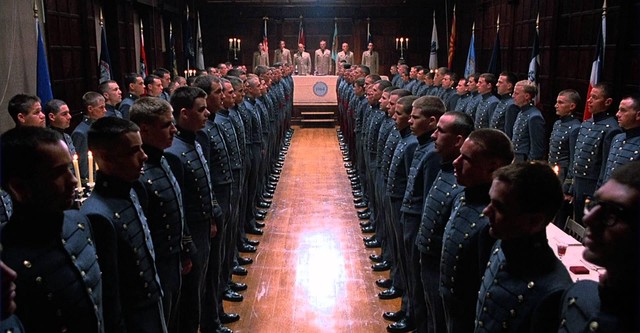 Verflucht sei, was stark macht