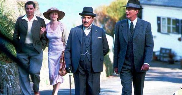 Poirot: Corpi al sole