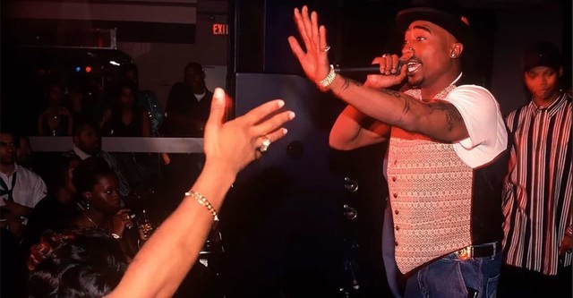 Tupac: Live at Club 662