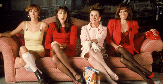 Las 100 mejores comedias españolas y dónde verlas online