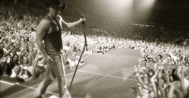 Kenny Chesney: Summer In 3D