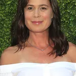 Maura Tierney