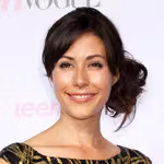 Amanda Crew