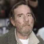 Pete Postlethwaite