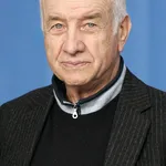 Armin Mueller-Stahl