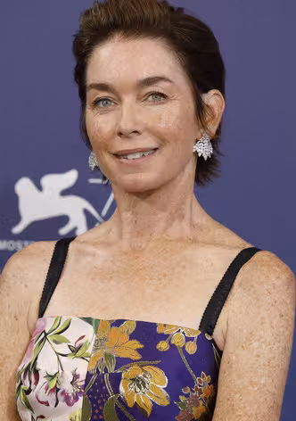 Julianne Nicholson