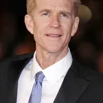 Matthew Modine