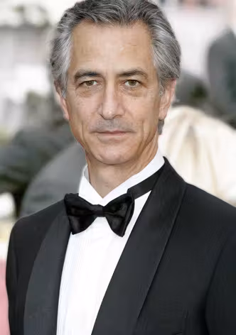 David Strathairn